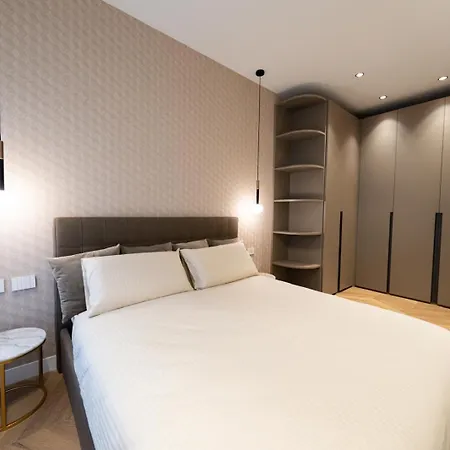 Apartment Palazzo Fontana Duomo View Golden House Milan
